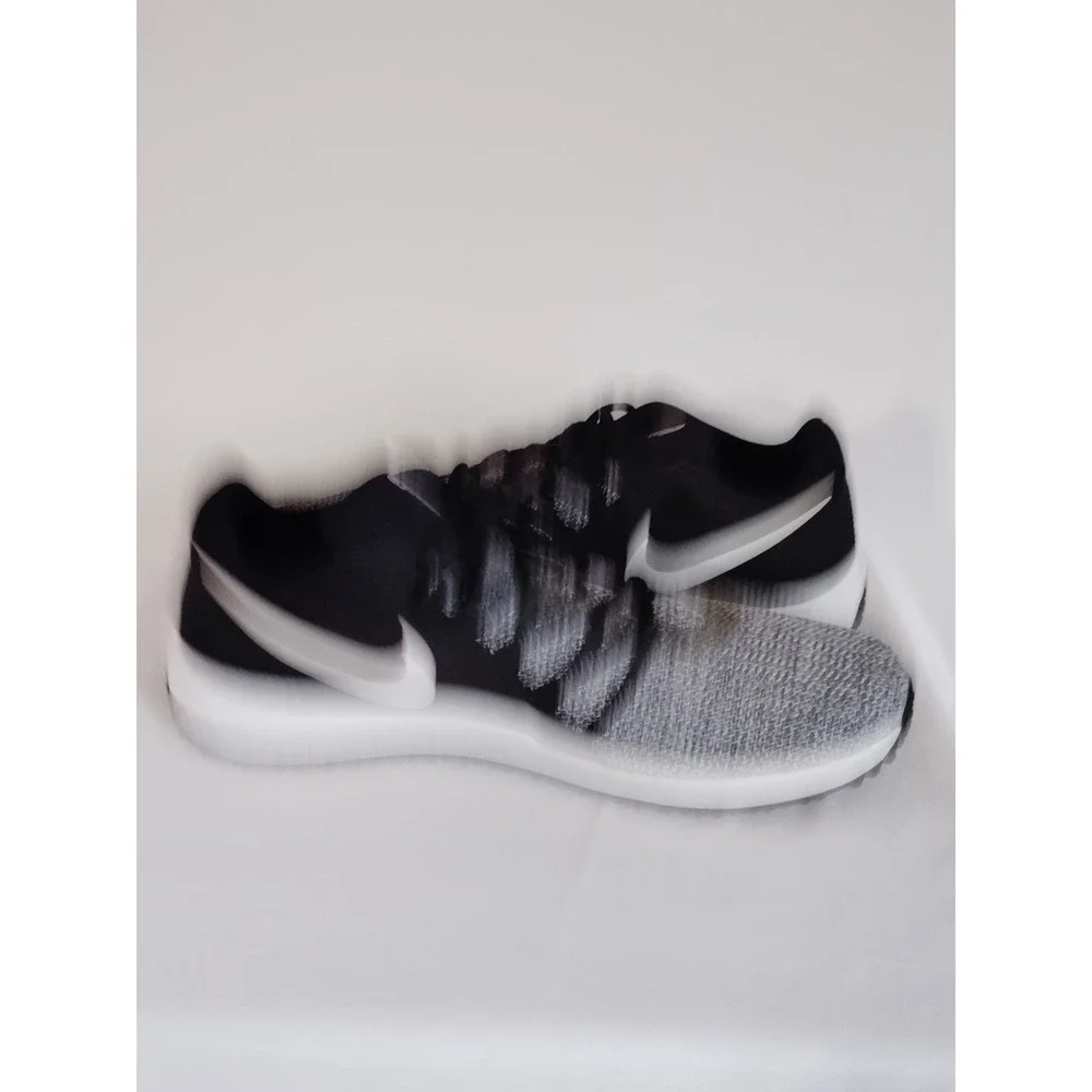 Nike Varsity Compete TR 3 Men 14 Black Gray Knit Training Athletic Sneakers EUC